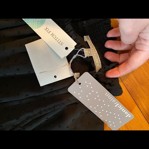 Daniel Rainn Black sleeveless draped top M - Picture 3 of 6